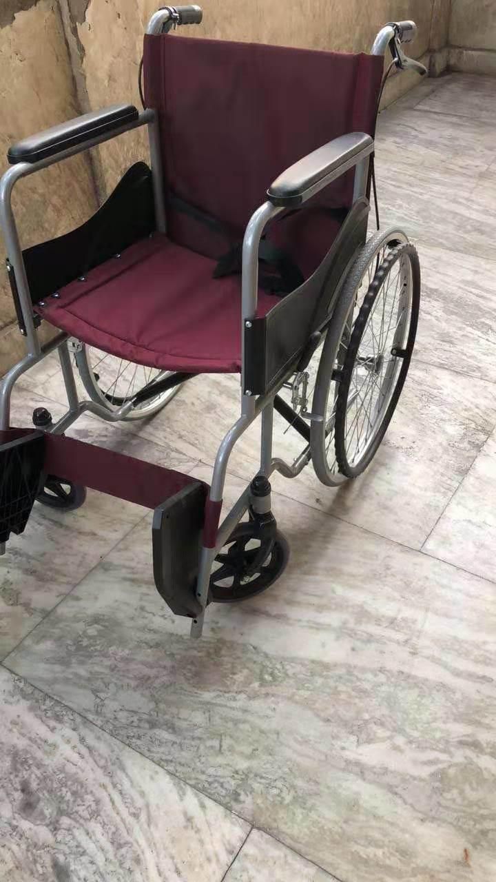 Economy Foldable Manual Chrome Plated Wheelchair with Mdr (BME4611M)