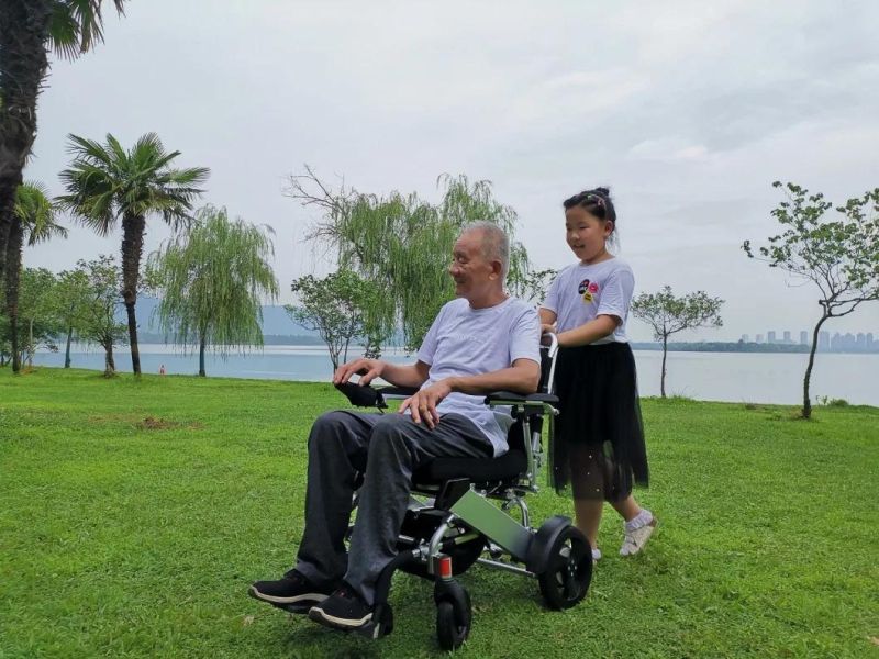 New Lightweight Power Assist off Road Electric Wheelchair for Distabled Handicapped with Ce