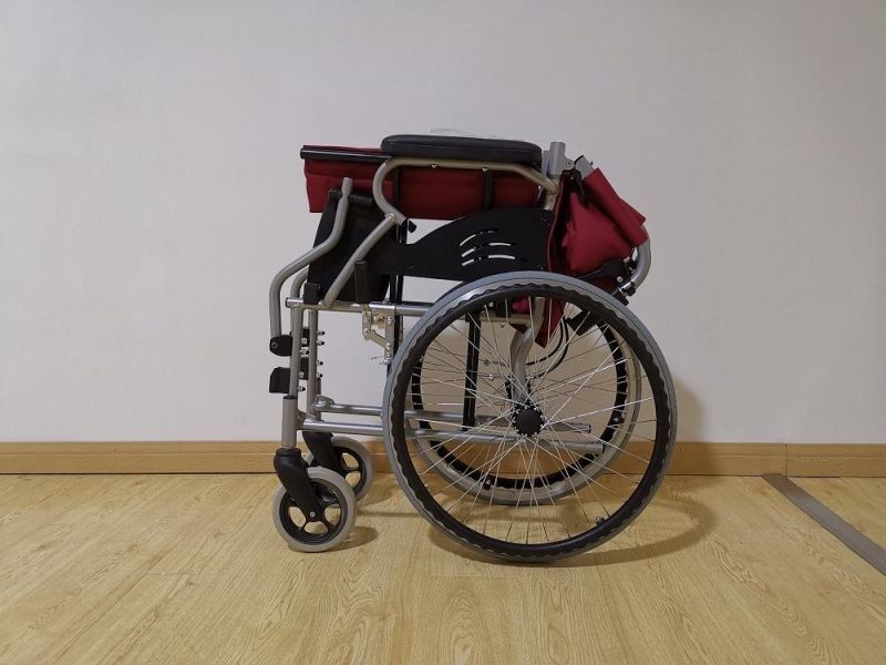 Folding Aluminum Alloy Light Weight and Economical Manual Wheelchair for Handicapped Persons