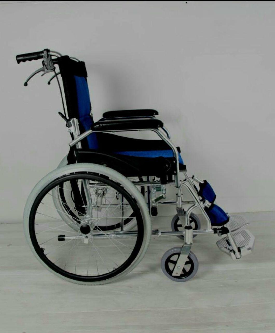 Factory Direct Sales Lightweight Aluminum Folding Wheelchair for Disabled