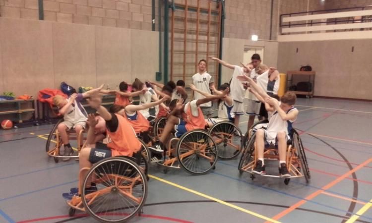Topmedi Basketball Center Manual Sport Wheelchair Price