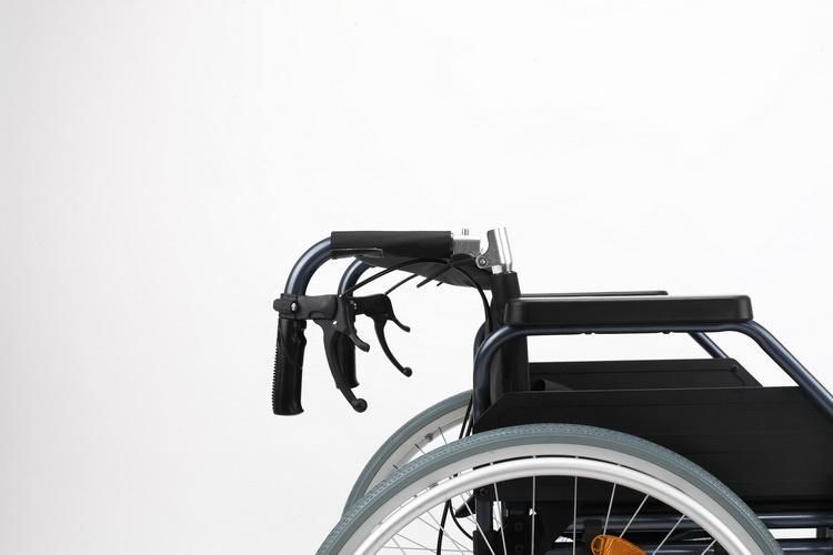 Manual Wheelchair Alloy Drop Back Handle Rehabilitation Wheelchair with Lithium Battery