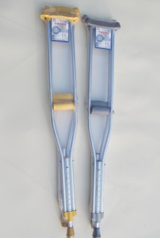 Medical Adjustable Thickened Aluminum Sturdy Axillary Crutches