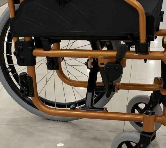 Aluminum Child Light Weight Folding Wheelchair with Ce ISO